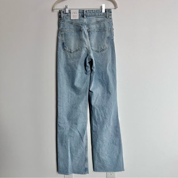BRAND NEW! INFLUENCER ZARA High Rise Ripped Wide Leg Light Blue Jeans Size 2 - Picture 2 of 15